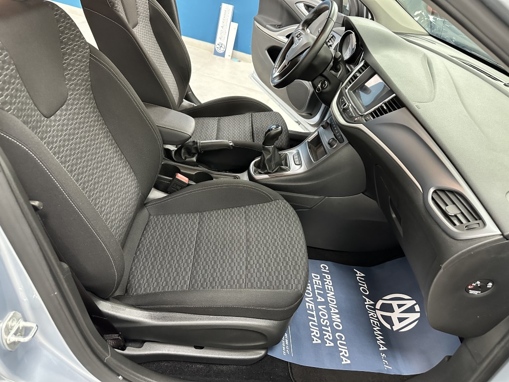 Opel Astra 1.6 CDTI 110 CV SPORTS TOURER NAVI